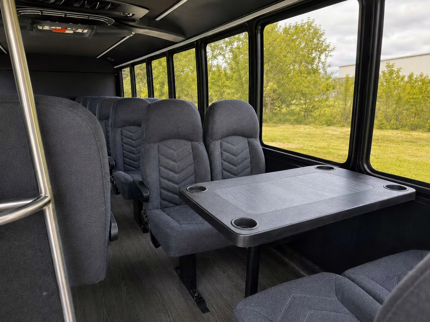 minibus rentals for new bedford music festivals and concert weekends