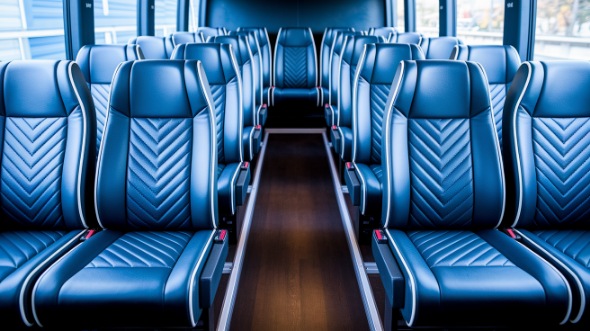 new bedford 18 passenger minibus rental